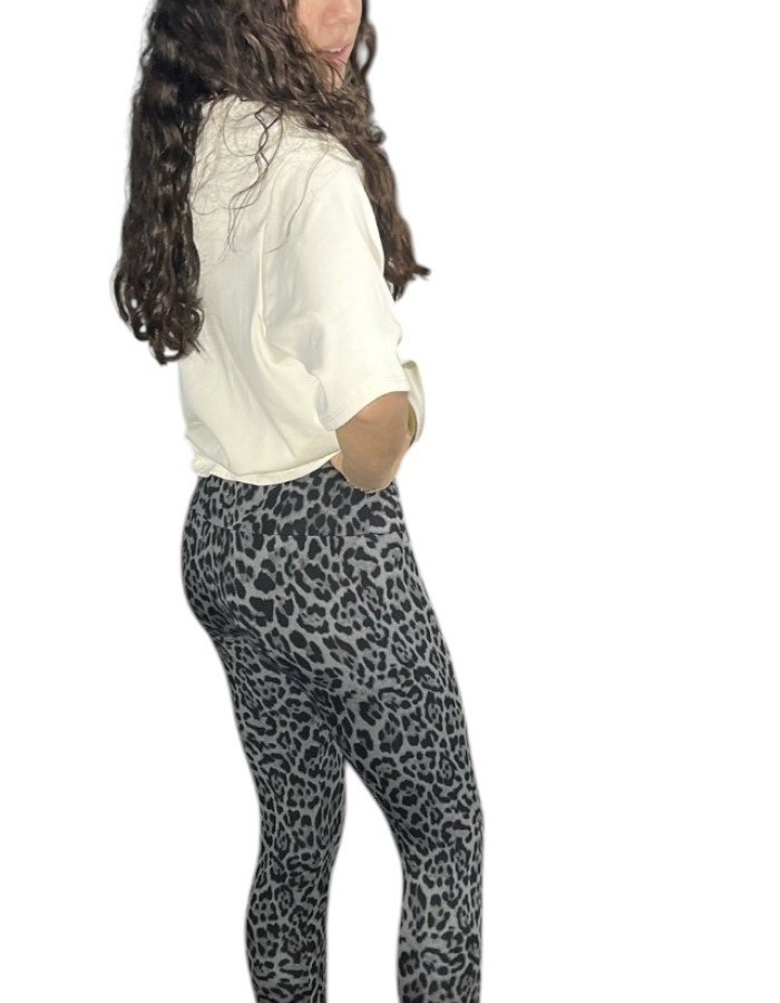 Mallas leopardo grises